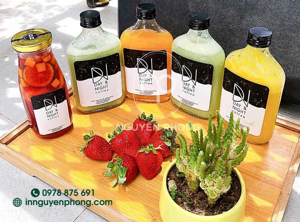 in decal nhựa giá rẻ tại Nguyên Phong.